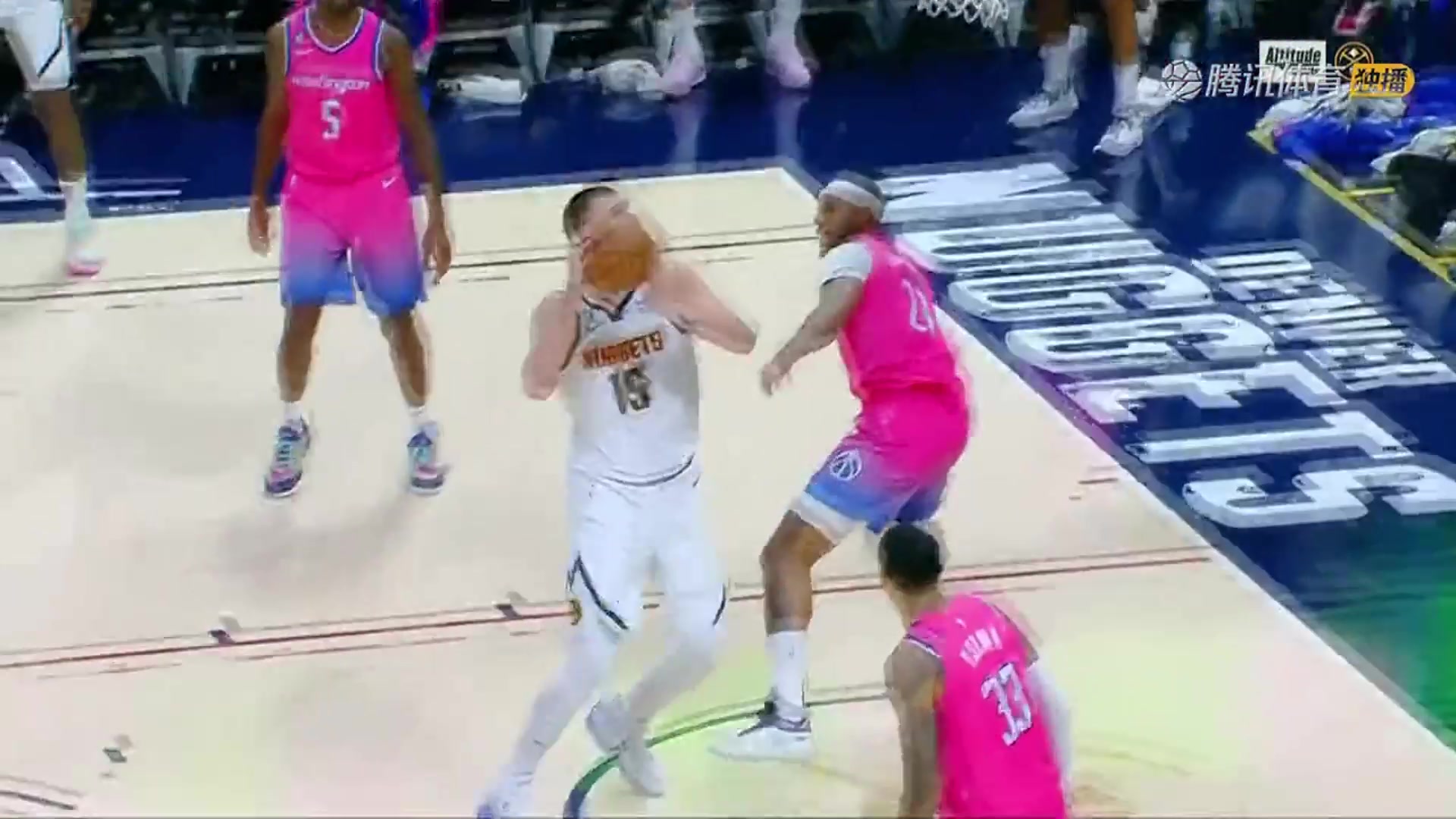 這效率要沖三連MVP？約基奇20中17爆砍43分14板8助5斷皆全隊最高（約基奇砍32分20籃板10助攻）