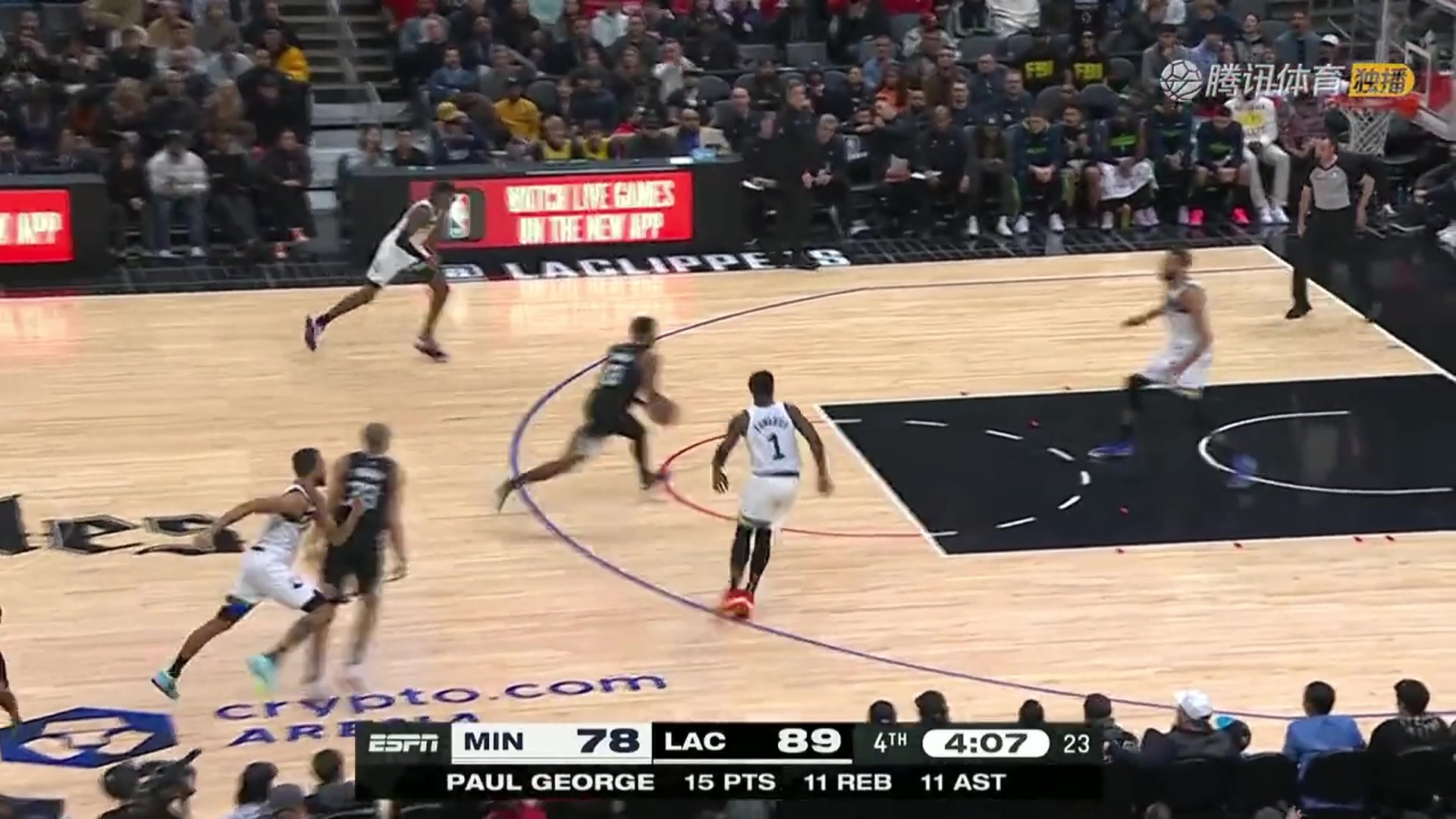 這就是億元先生的傳球水準？戈貝爾發(fā)球直接相當于送給對手了?。ǜ曦悹柺亚颍? class=